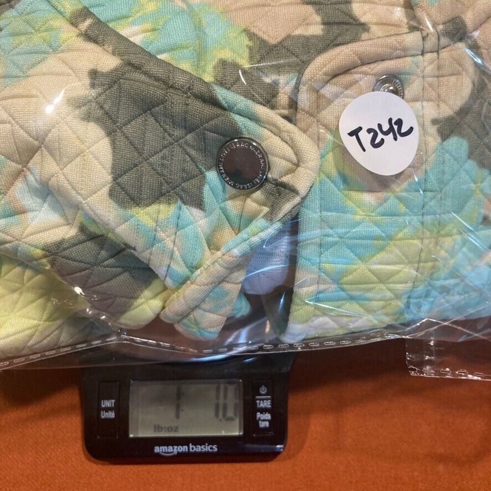 Isaac Mizrahi Live! Jacket‎ Large Watercolor Floral Quilted Artsy Mature Casual - Picture 9 of 9